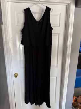 Classic Black V-Neck Sleeveless Romper